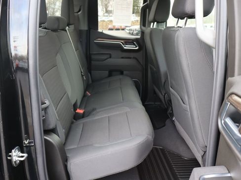 Used 2026 Chevrolet Silverado 1500 LT image 16