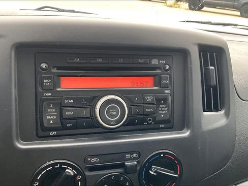 Used 2014 Nissan NV200 SV w/ Exterior Appearance Package FWD image 30