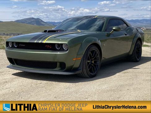 Certified 2022 Dodge Challenger R/T Scat Pack RWD image 1
