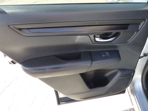 Used 2025 Honda CR-V Sport image 21