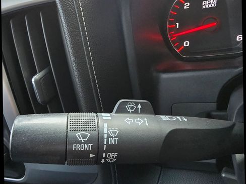 Used 2014 GMC Sierra 1500 SLE image 25