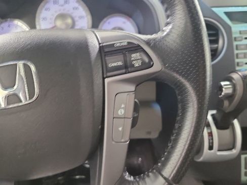 Used 2011 Honda Pilot Touring image 32