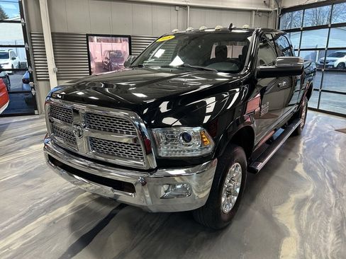 Used 2018 RAM 2500 Laramie image 4