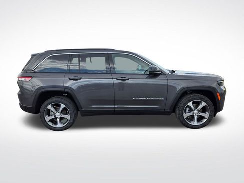 New 2026 Jeep Grand Cherokee Limited AWD/4WD image 2