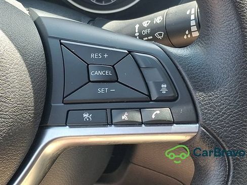 Used 2024 Nissan Sentra SV FWD image 23