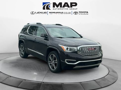Used 2018 GMC Acadia Denali w/ Technology Package AWD/4WD image 7