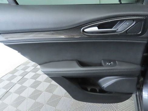 Used 2020 Alfa Romeo Stelvio image 26
