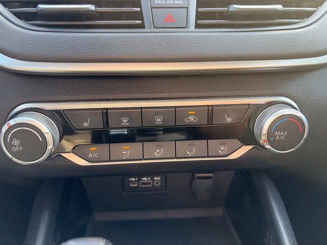 Used 2021 Nissan Altima 2.5 SV w/ SV Premium Package FWD image 34