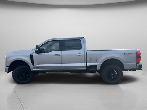 Used 2023 Ford F250 Lariat w/ Lariat Ultimate Package image 13