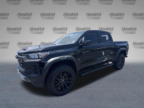 Used 2024 Chevrolet Colorado Trail Boss w/ Technology Package AWD/4WD image 5
