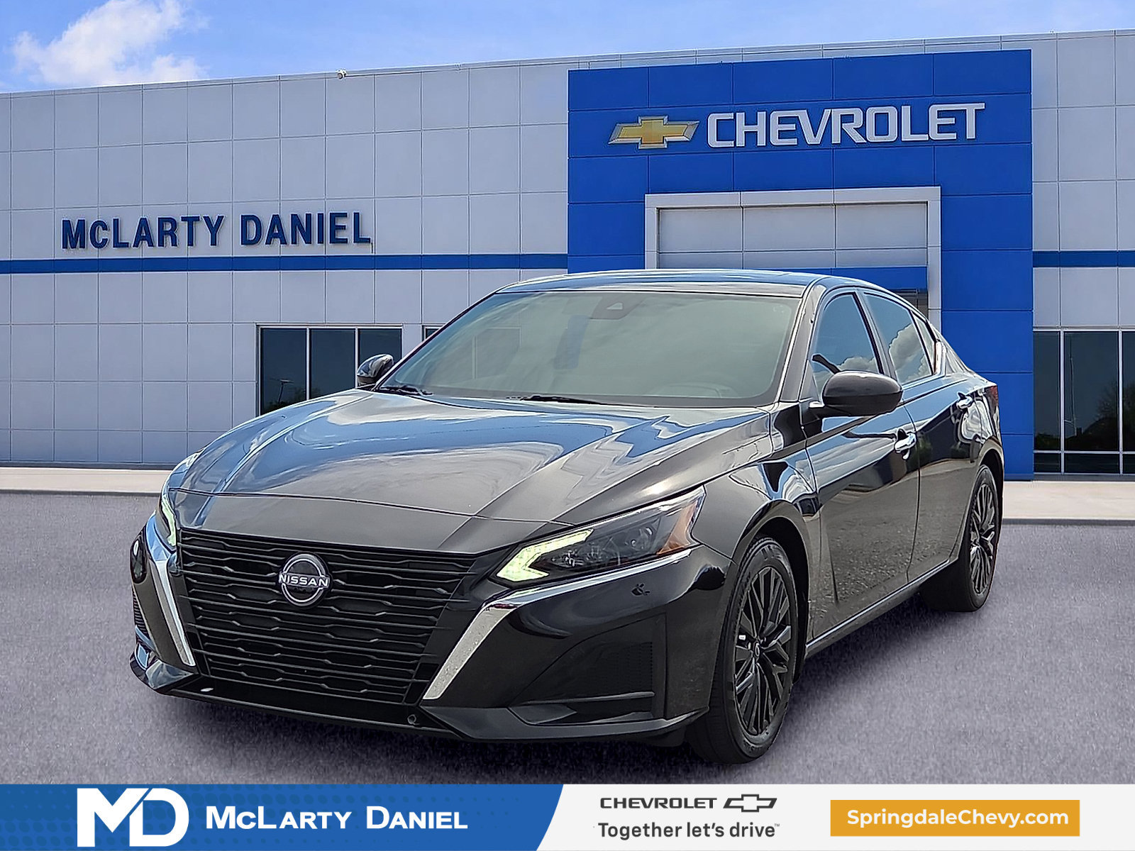 Used 2025 Nissan Altima 2.5 SV w/ SV Special Edition Package FWD image 2