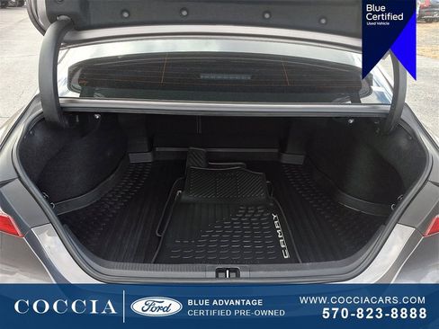 Used 2019 Toyota Camry LE image 28
