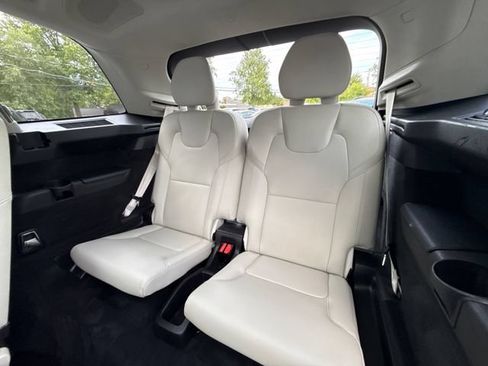 Used 2017 Volvo XC90 T6 Momentum w/ Vision Package AWD/4WD image 37