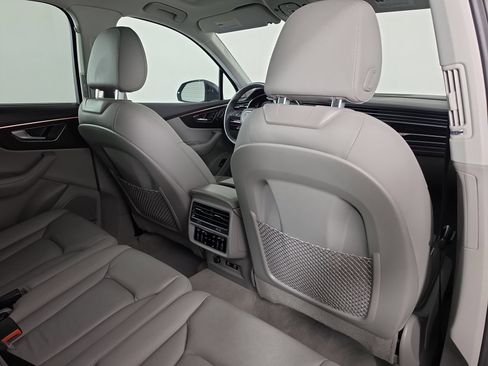 Used 2023 Audi Q7 2.0T Premium Plus w/ Premium Plus Package AWD/4WD image 42