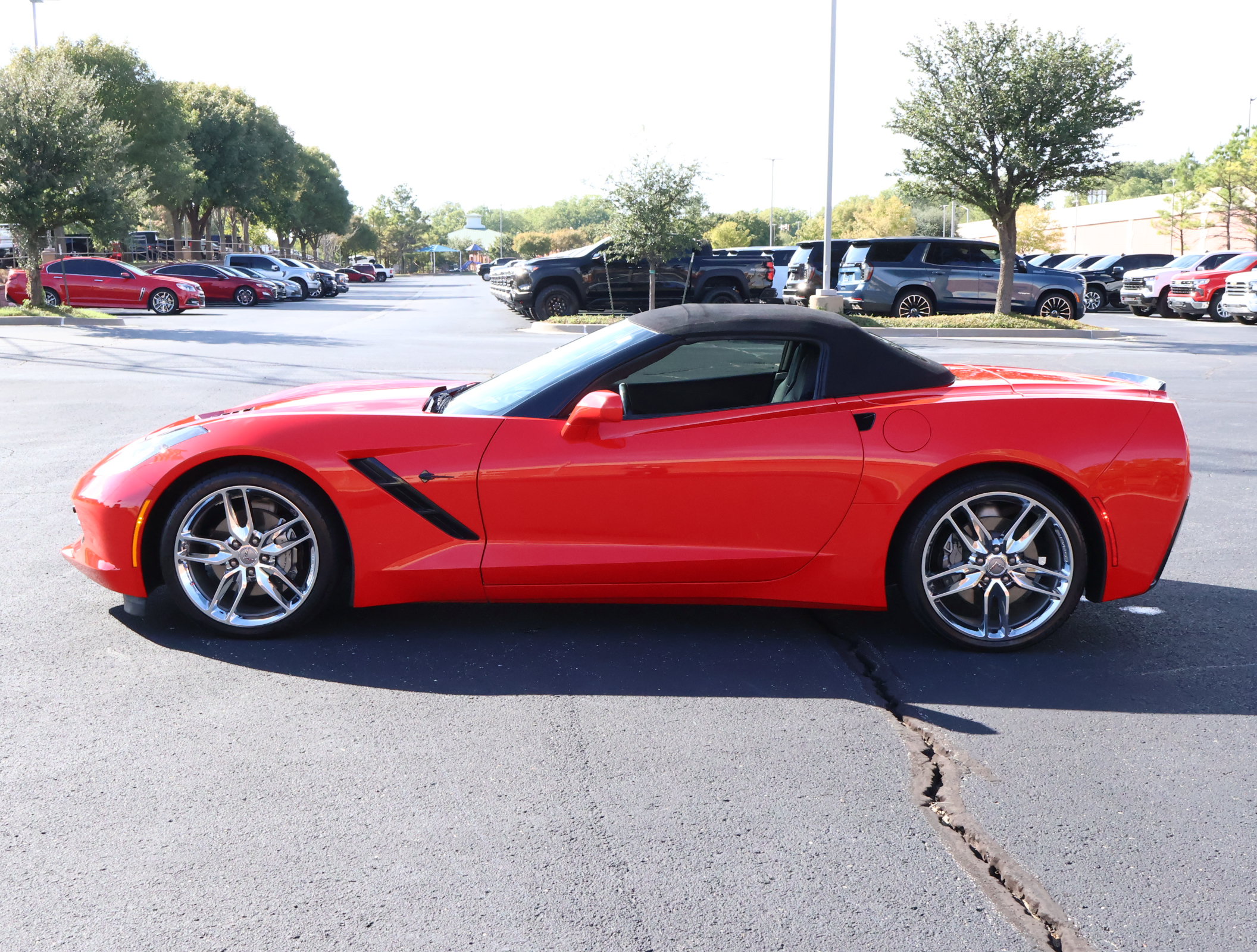 Used 2019 Chevrolet Corvette Stingray Convertible w/ 3LT Preferred Equipment Group RWD image 37
