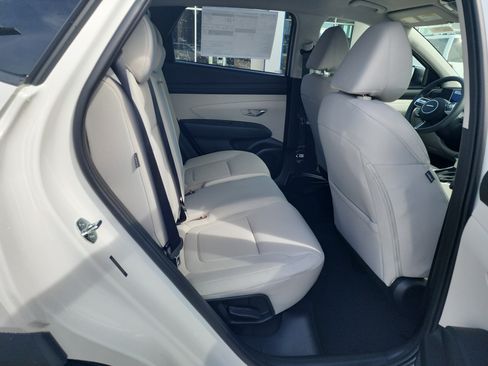 Used 2026 Hyundai Tucson SEL Plus FWD image 14