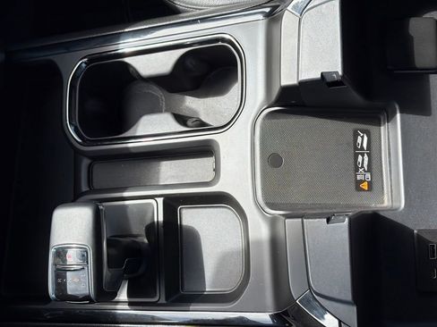 Used 2023 Chevrolet Silverado 1500 ZR2 w/ Technology Package image 33