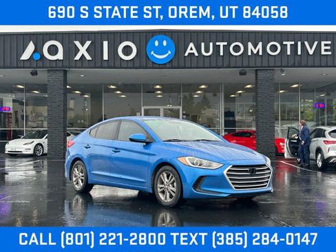 Used 2017 Hyundai Elantra SE FWD image 1