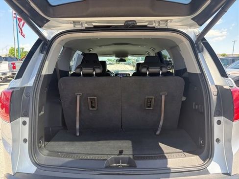 Used 2019 GMC Acadia SLT AWD/4WD image 15