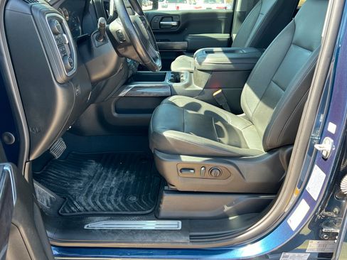 Used 2022 Chevrolet Silverado 3500 LTZ w/ LTZ Plus Package image 18