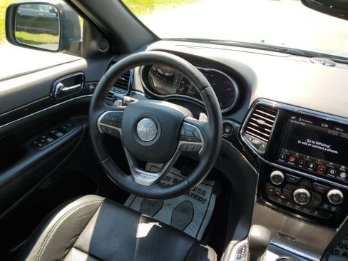 Used 2020 Jeep Grand Cherokee Trailhawk w/ Trailhawk Luxury Group AWD/4WD image 18