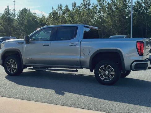 Used 2025 GMC Sierra 1500 AT4 AWD/4WD image 6