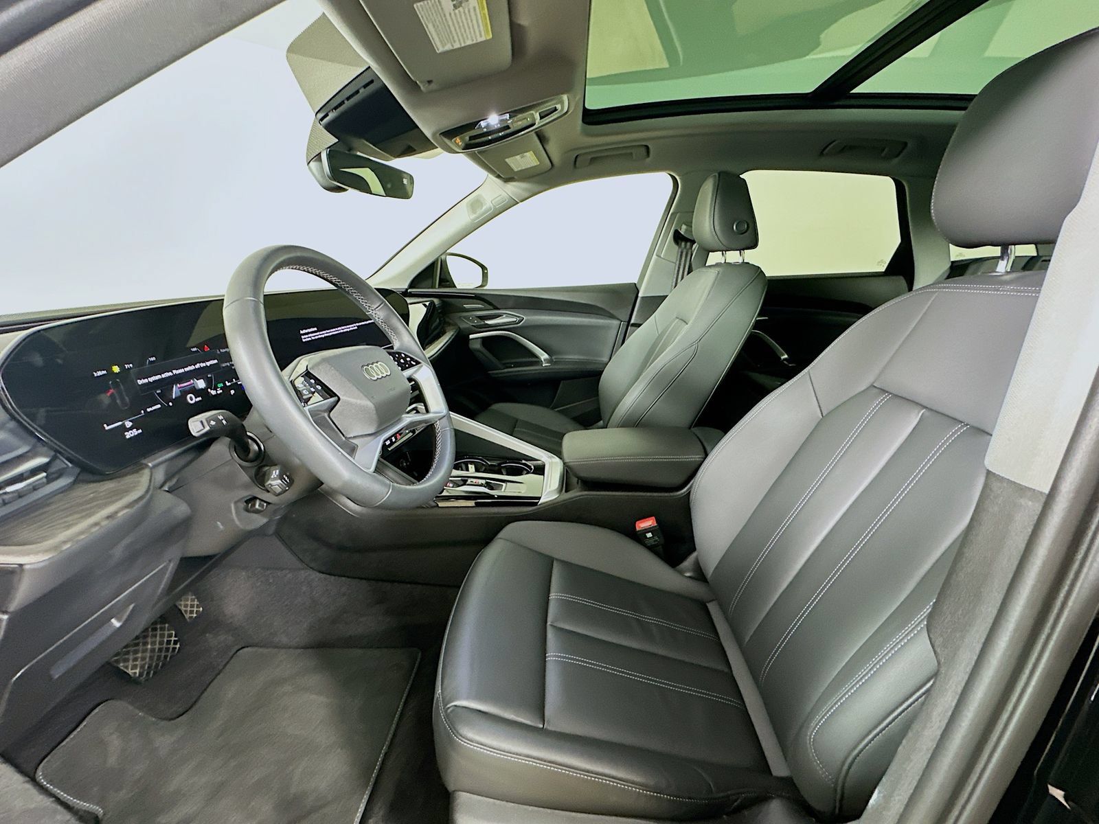 Used 2025 Audi Q5 Premium Plus w/ Premium Plus AWD/4WD image 33