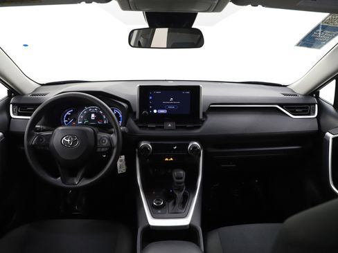 Used 2025 Toyota RAV4 LE image 13