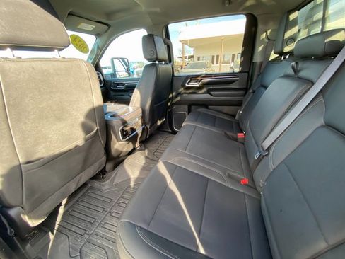 Used 2024 GMC Sierra 3500 SLT w/ SLT Premium Package image 14