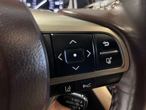 Used 2017 Lexus RX 450h AWD w/ Luxury Package image 26