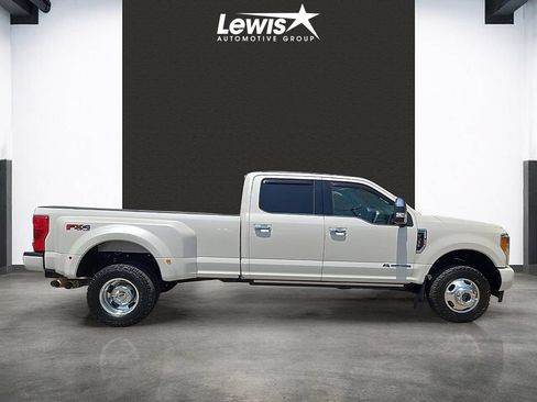Used 2019 Ford F350 Platinum w/ Platinum Ultimate Package AWD/4WD image 5