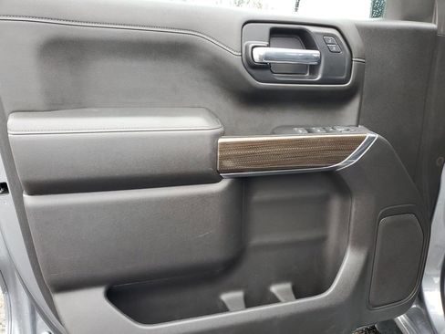 Used 2022 Chevrolet Silverado 1500 RST w/ Safety Package image 11