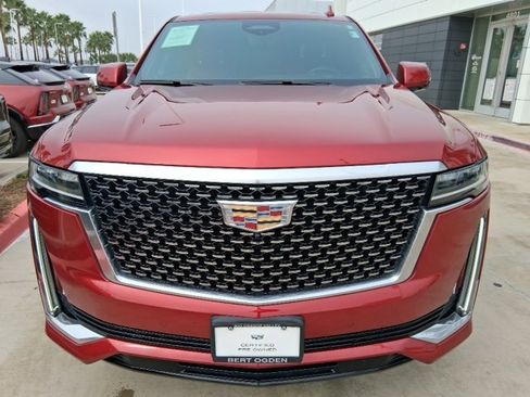 Used 2022 Cadillac Escalade Premium Luxury w/ Performance Package image 2