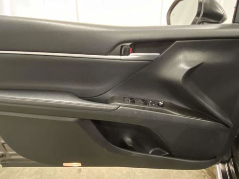 Used 2023 Toyota Camry XSE image 12