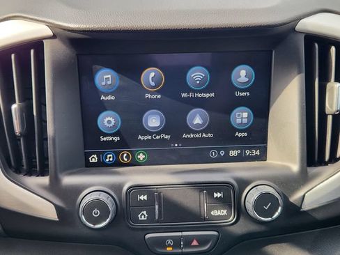Certified 2024 GMC Terrain SLT FWD image 12