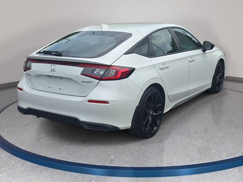 Certified 2024 Honda Civic Sport image 5
