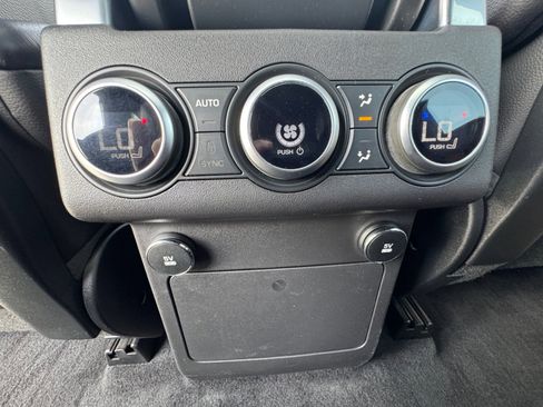 Used 2020 Land Rover Discovery HSE AWD/4WD image 29