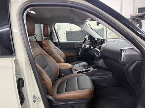 New 2025 Ford Bronco Sport Outer Banks w/ Outer Banks Tech Package+ image 24