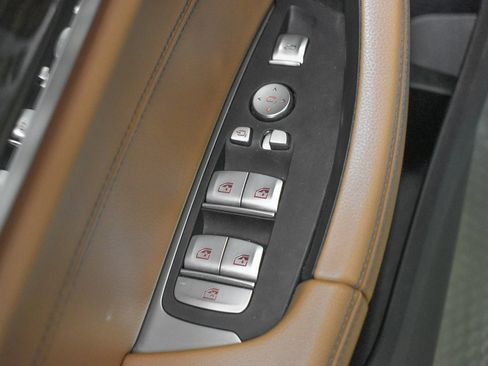 Used 2021 BMW X3 xDrive30i w/ Convenience Package image 21