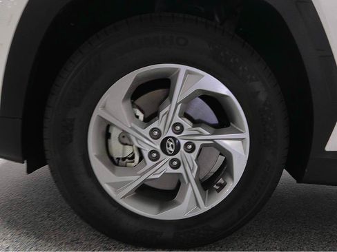 Used 2024 Hyundai Tucson SEL FWD image 5