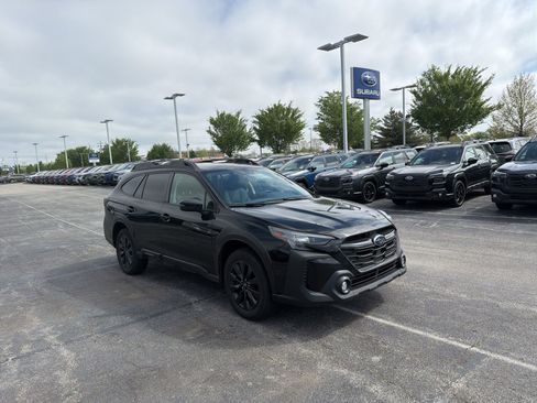 Certified 2023 Subaru Outback Onyx Edition XT AWD/4WD image 12