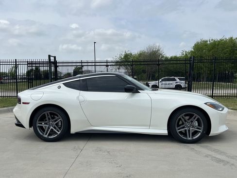 New 2026 Nissan Z Performance RWD image 3