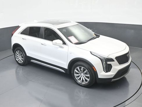 Used 2022 Cadillac XT4 Premium Luxury w/ Enhanced Visibility Package image 63