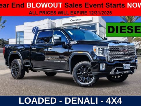 Used 2021 GMC Sierra 2500 Denali w/ Denali Black Diamond Edition image 1