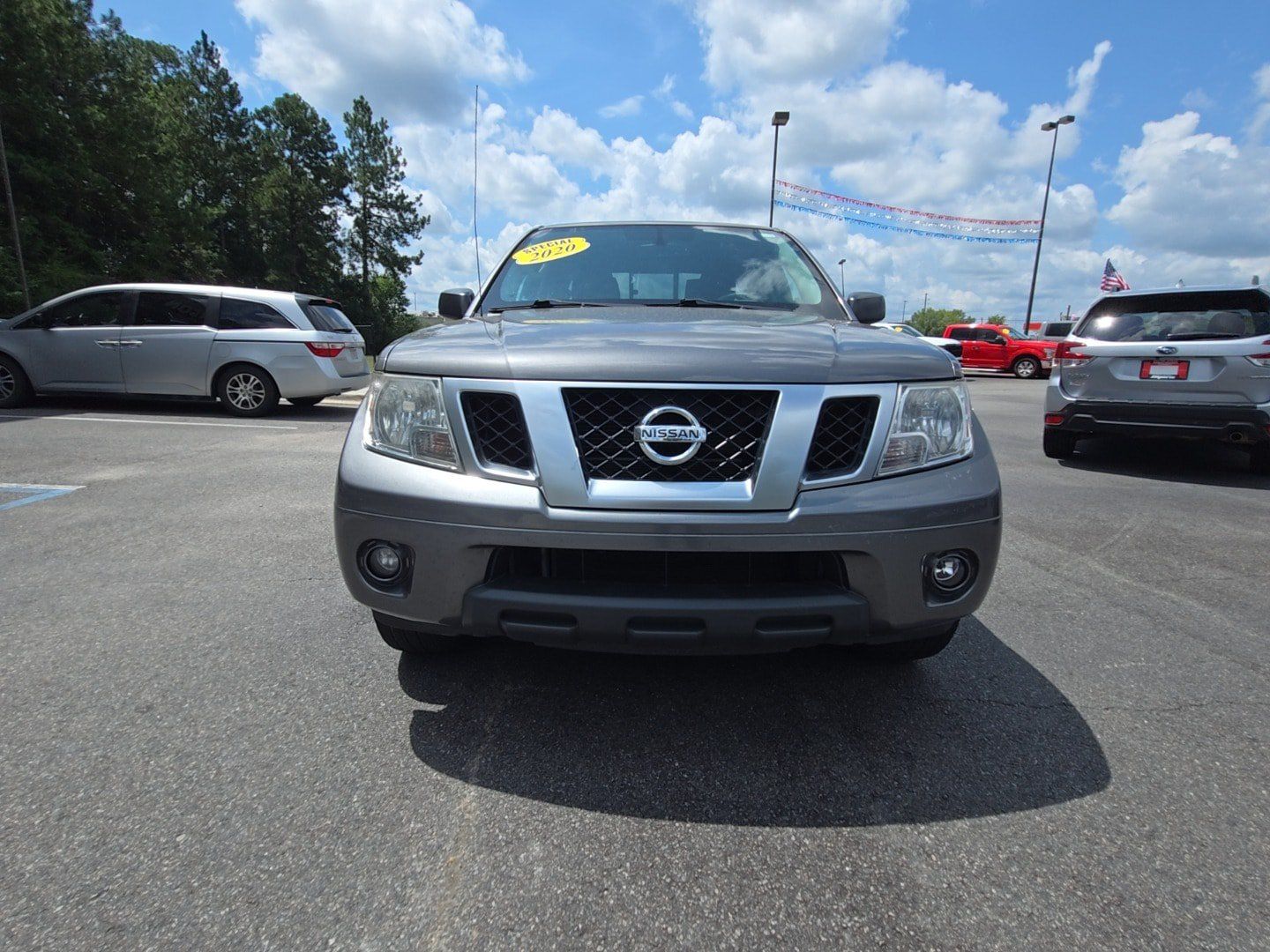 Used 2020 Nissan Frontier SV RWD image 3