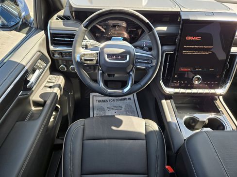 New 2026 GMC Yukon Elevation AWD/4WD image 7