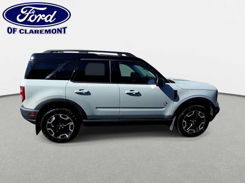 Used 2022 Ford Bronco Sport Outer Banks w/ Tech Package AWD/4WD image 8