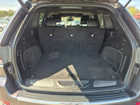 Used 2018 Jeep Grand Cherokee Limited AWD/4WD image 27