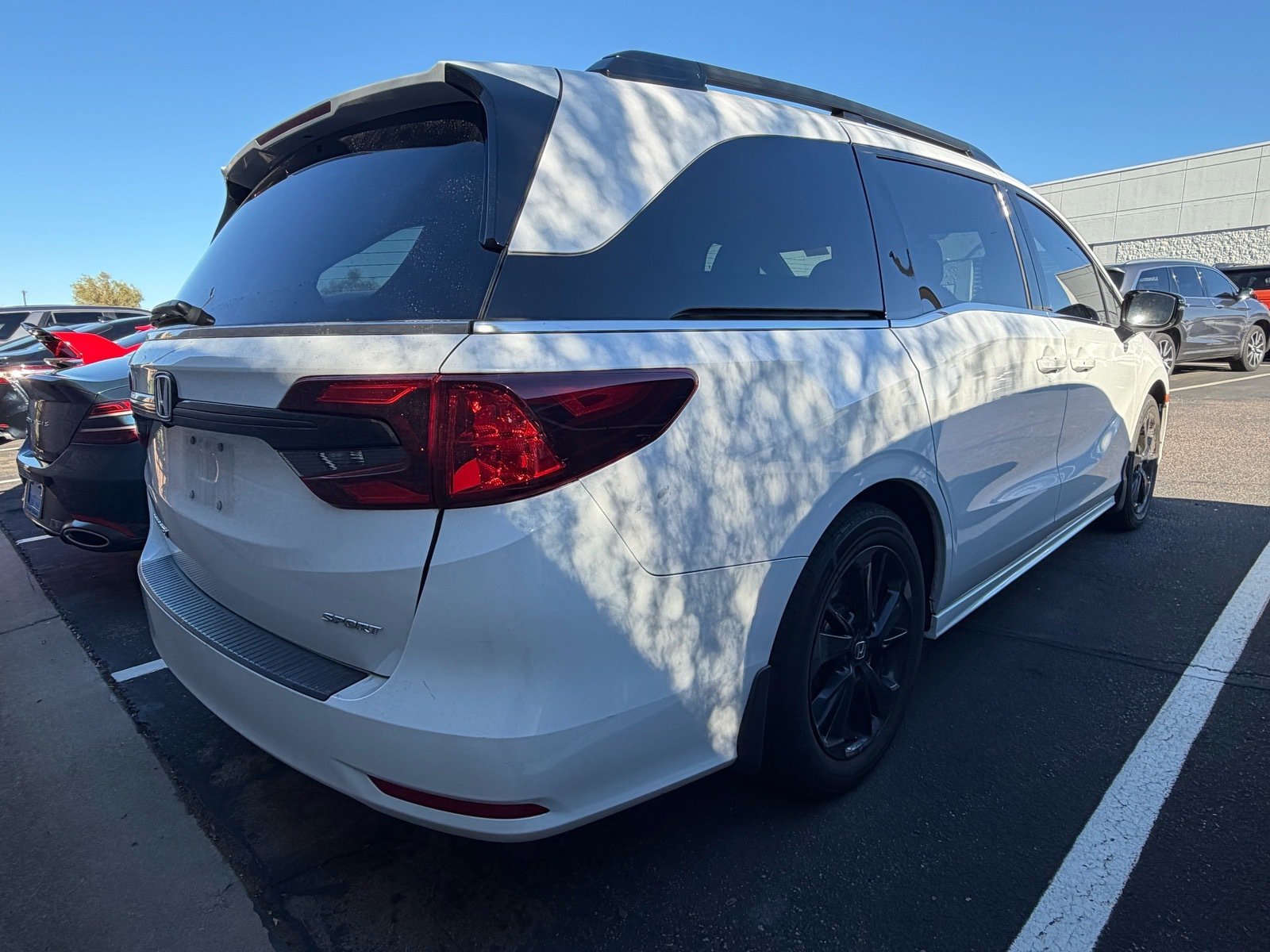 Used 2024 Honda Odyssey Sport image 4