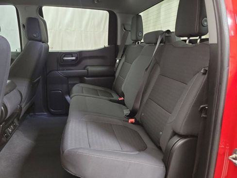 Used 2021 Chevrolet Silverado 1500 LT w/ Z71 Off-Road Package image 9